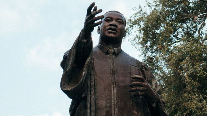 MLK statue
