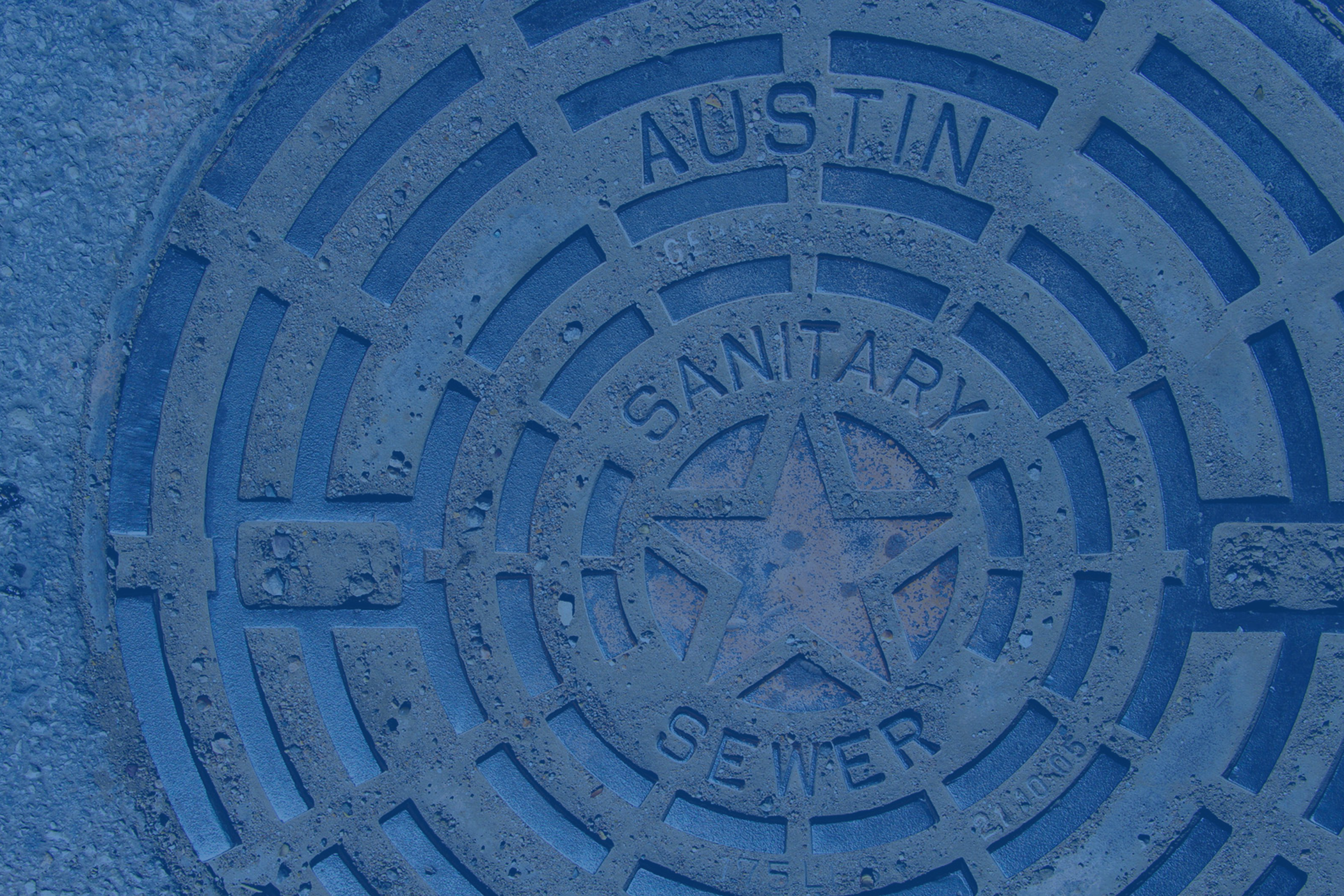 Waste water averaging manhole cover