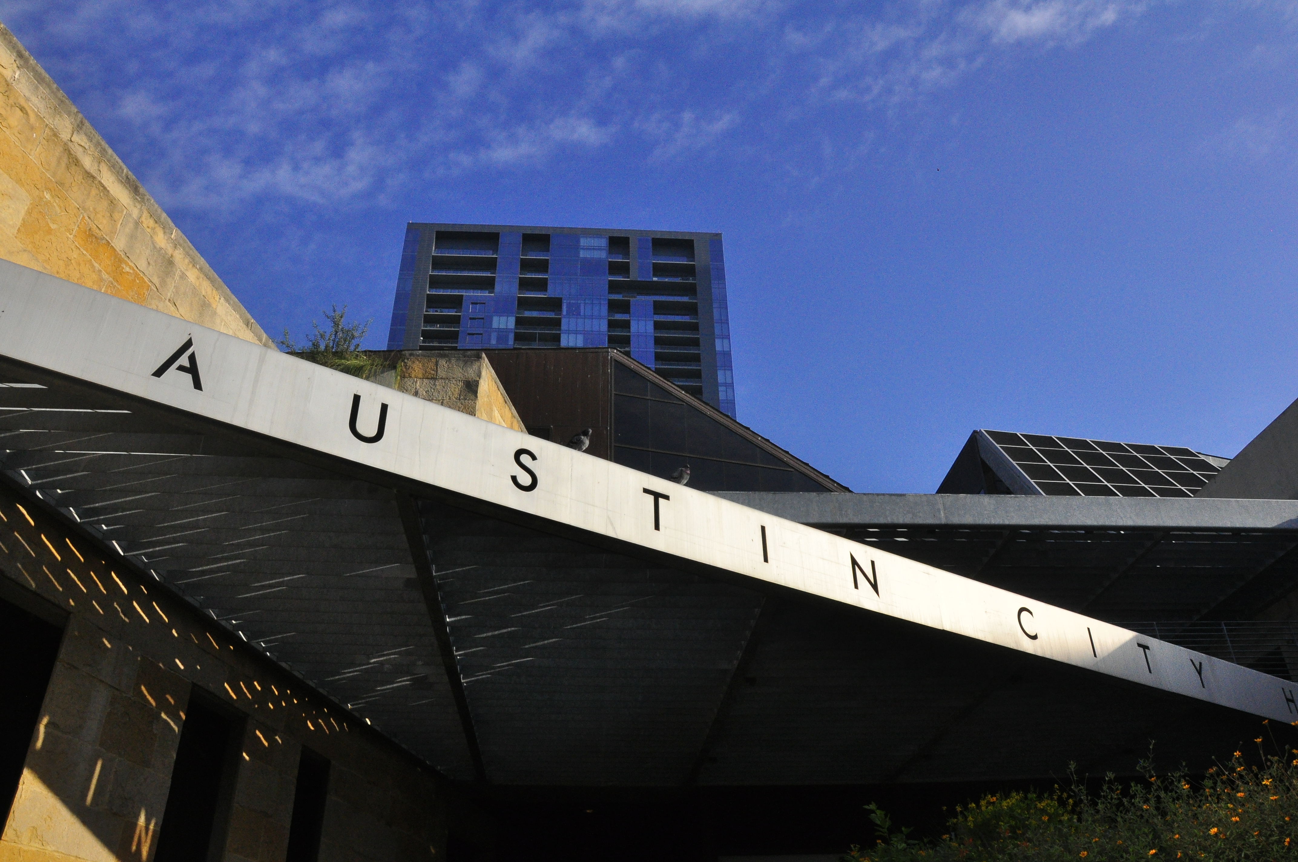 Photo of Austin City Hall