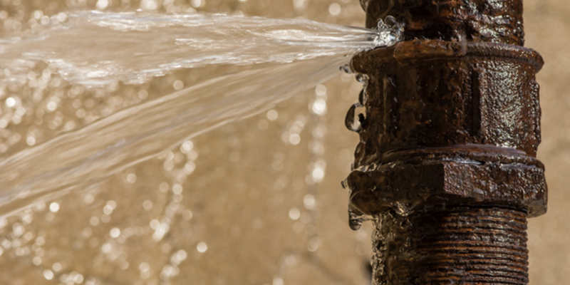 Leaking water faucet