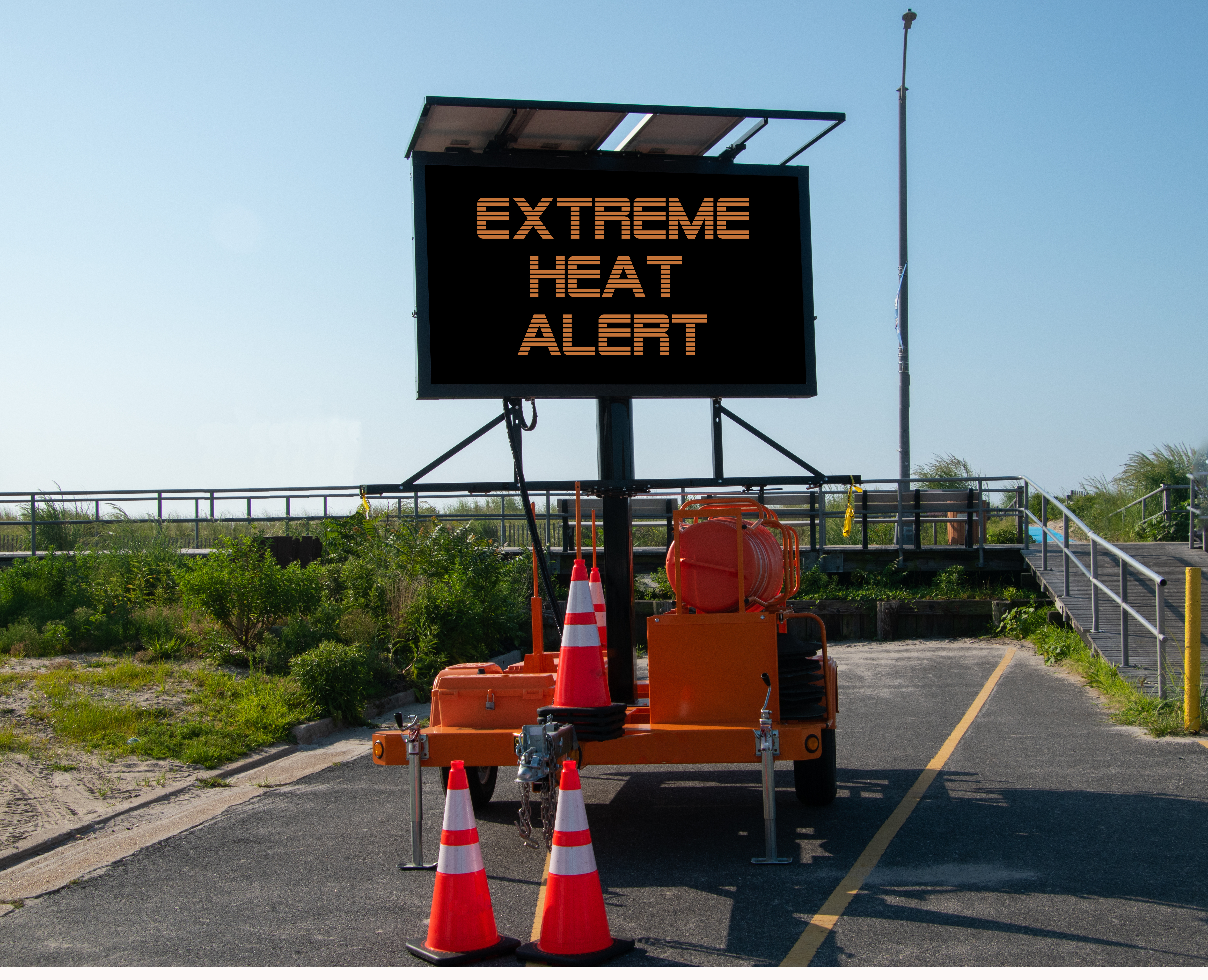 'Extreme heat alert' street sign
