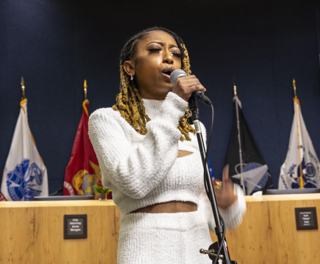 Music Proclamation Singer