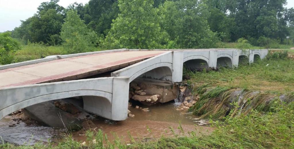 Bridge damaged by floodwaters durin 2015 flooding.