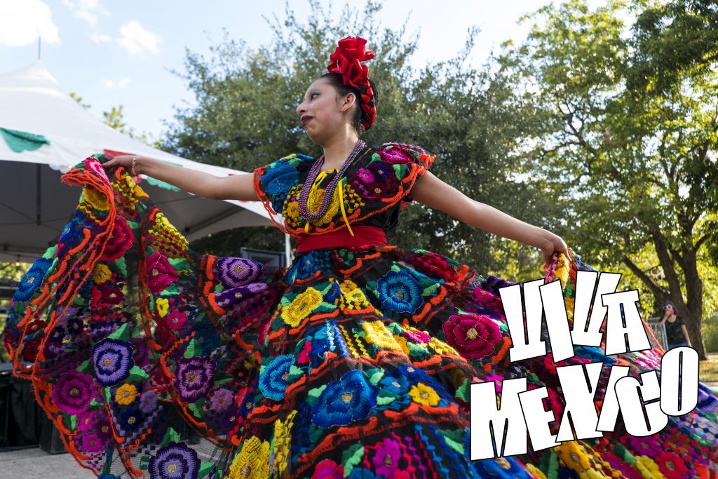 Text reads: Viva Mexico 