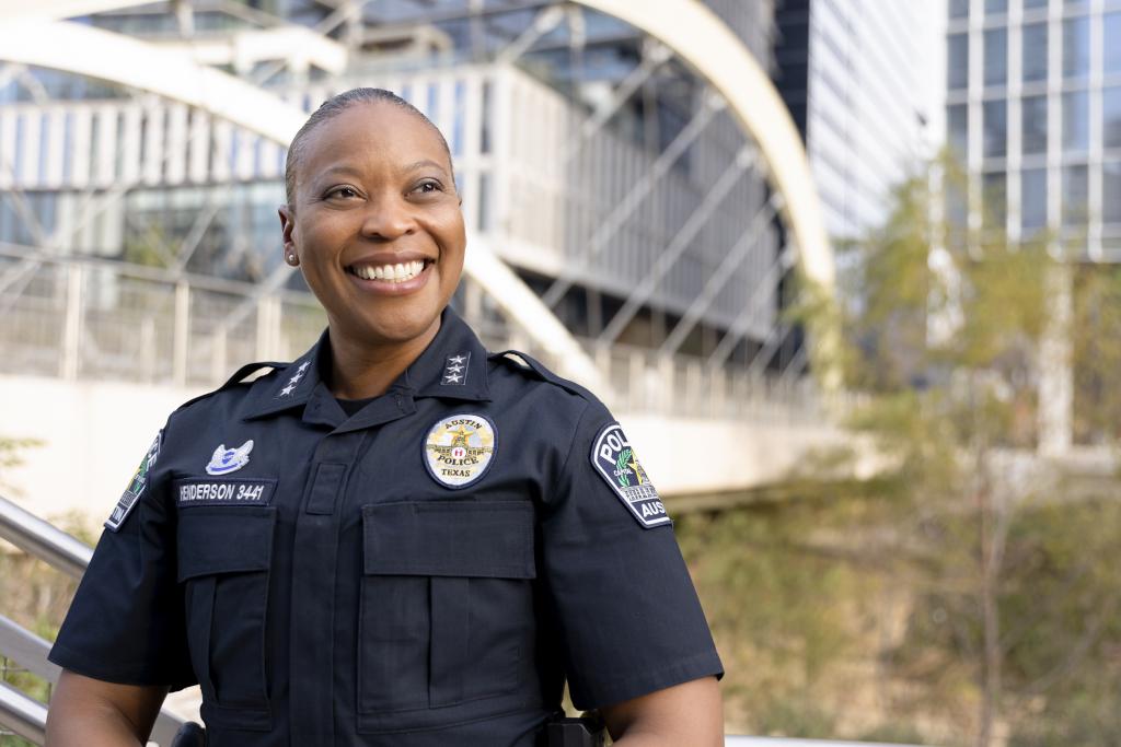 Photo of Interim Chief of Police Robin Henderson