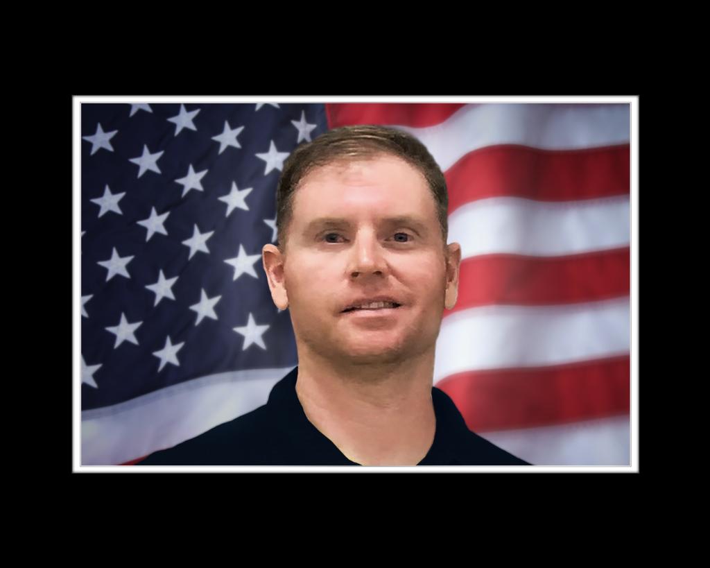 Photo of Officer Lindsey