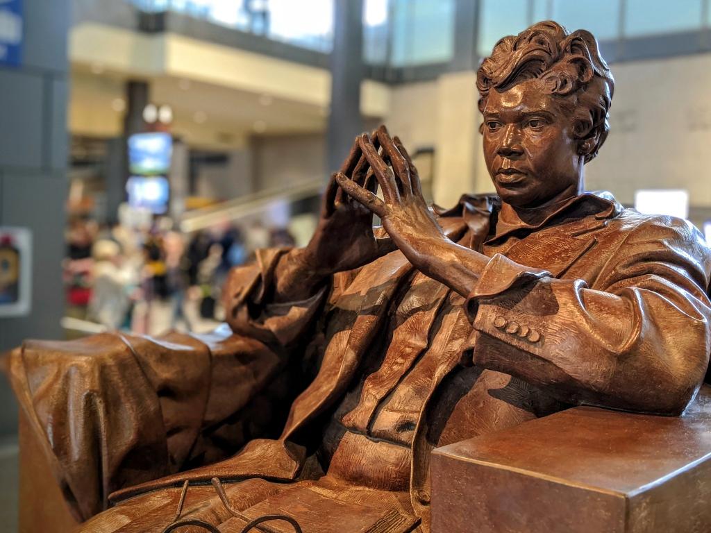 Statue of Barbara Jordan at AUS