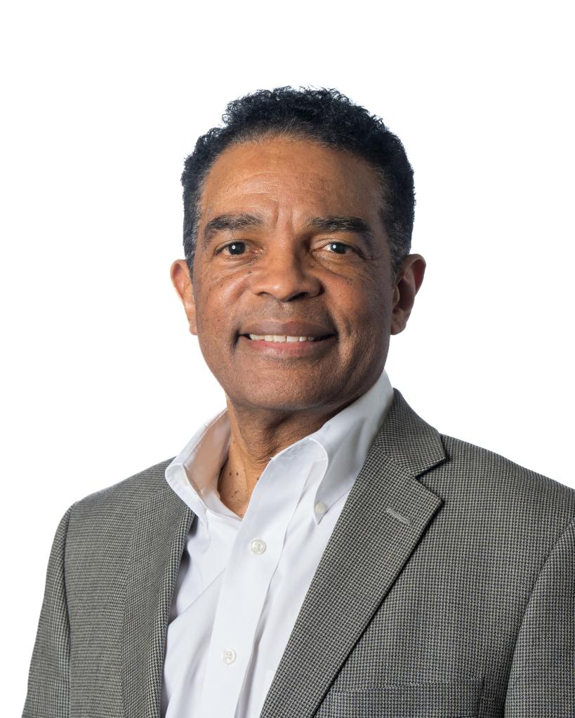Headshot Image of Carlos Alfonso Greaves