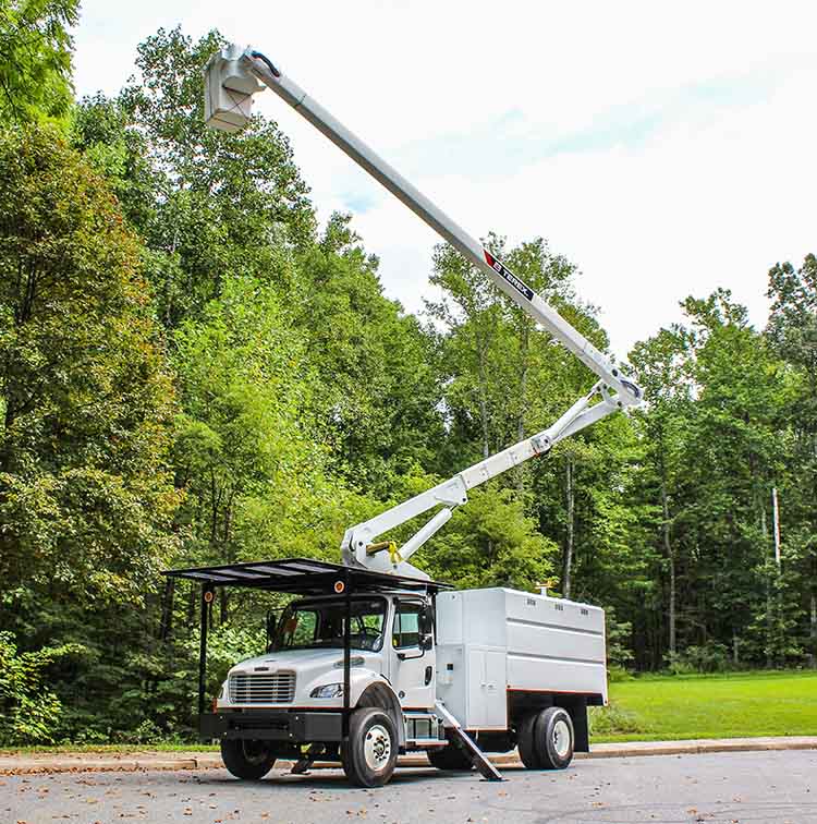 Aerial lift truck with bucket extended