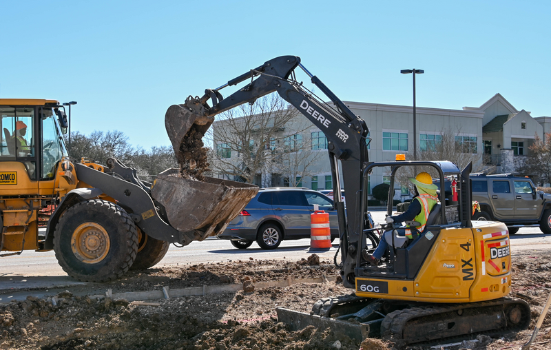 heavy machinery digging