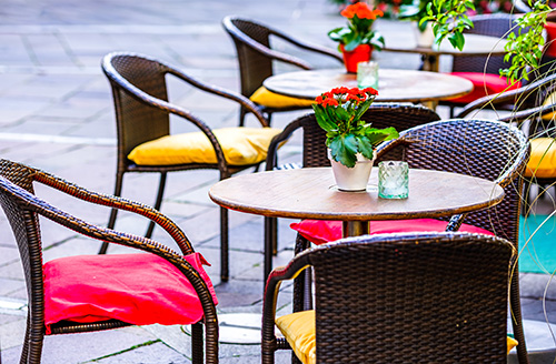 sidewalk cafe tables and chairs